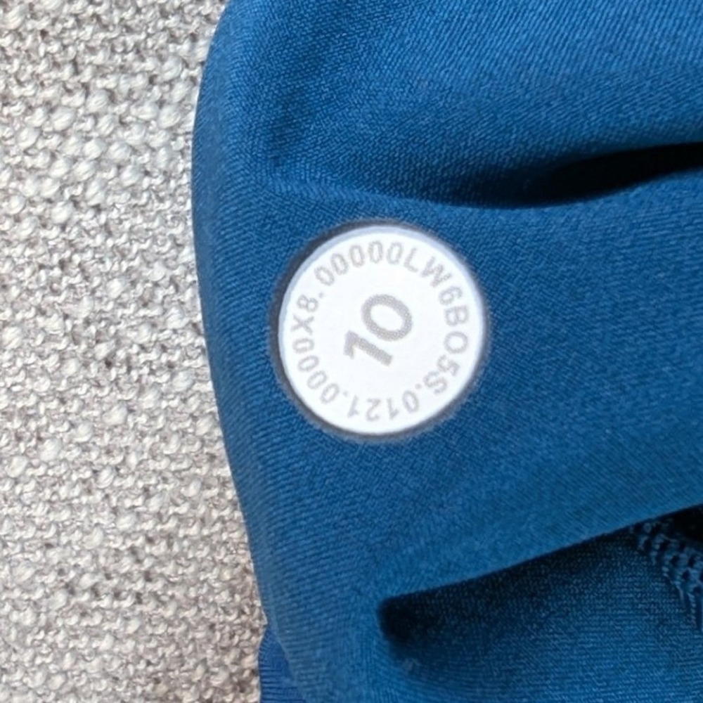Lululemon Pants Womens Sz 10 Blue Keep Moving Crop High-Rise 23" Performance - Picture 9 of 9